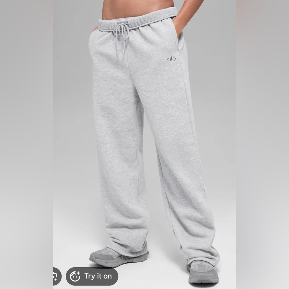 ALO Yoga Accolade Gray Sweatpants